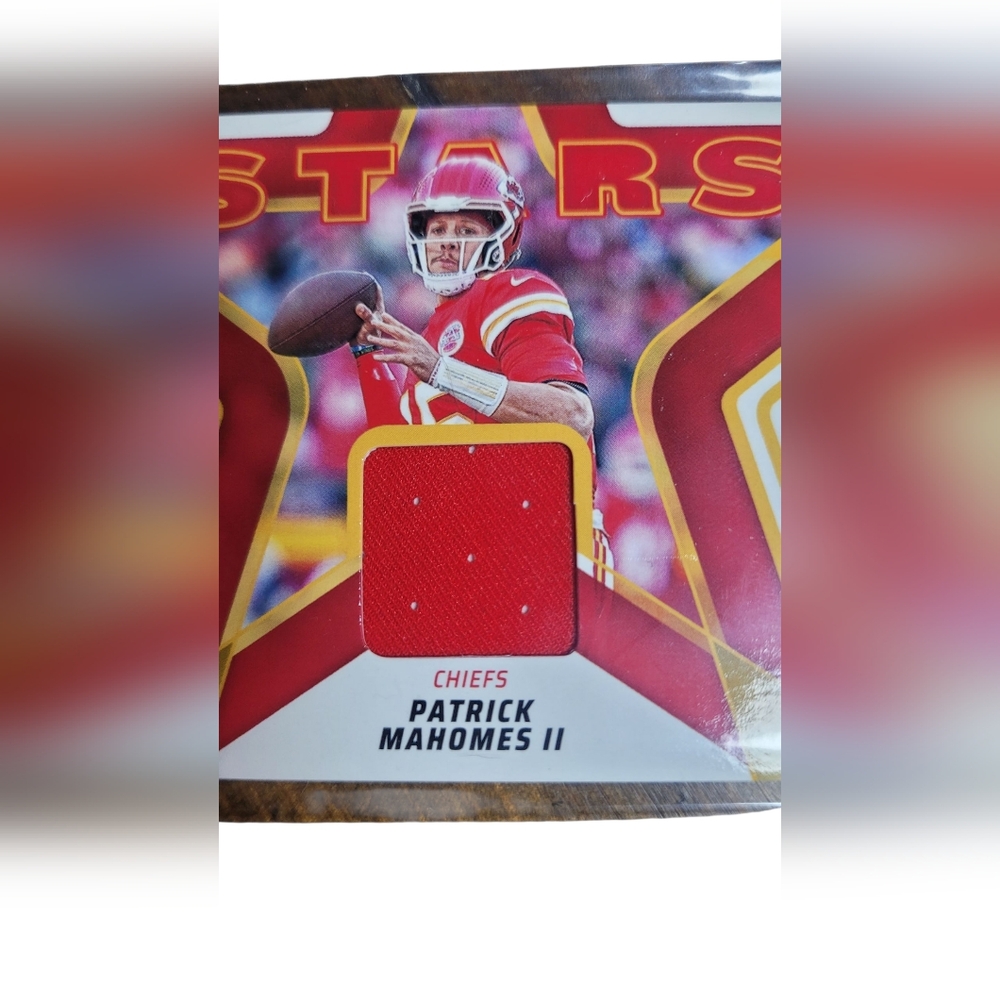 NFL Stars Patrick Mahomes II Trading Card Jersey/Memorabilla Kansas City Chiefs - Picture 5 of 16